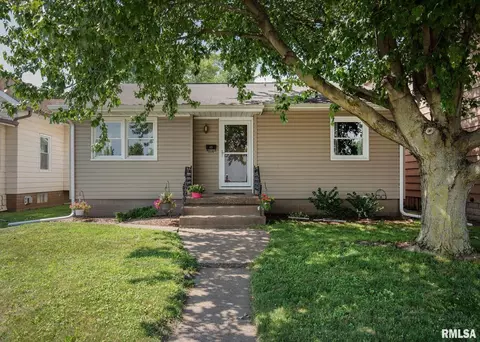 316 1st Ave, Silvis, IL 61282