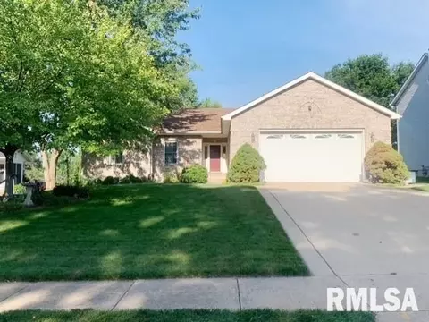 4604 Marquette St, Davenport, IA 52806
