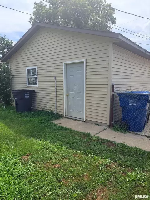 2319 7th St, Moline, IL 61265 photo 7