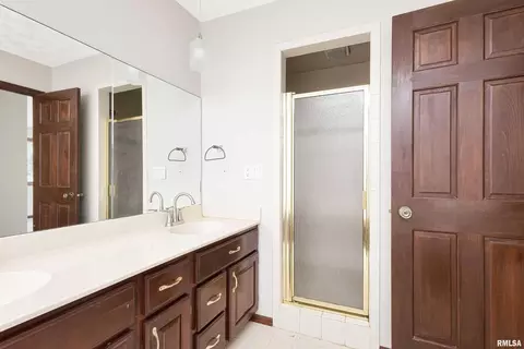 213 28th Ave, Moline, IL 61265 photo 26