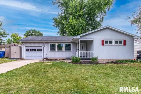 3023 W Lombard St, Davenport, IA 52804