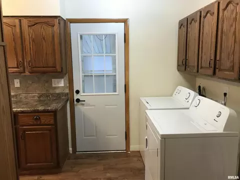113 W Kellogg Ave, Kewanee, IL 61443 photo 15