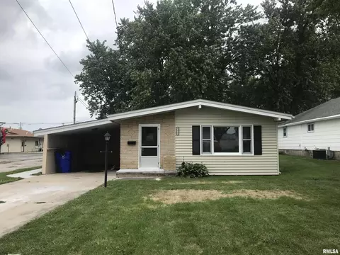 113 W Kellogg Ave, Kewanee, IL 61443