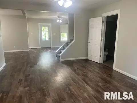 302 Hollis St, Kewanee, IL 61443 photo 2