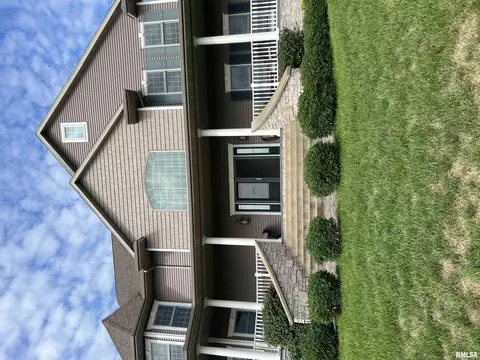 31-10 Medinah Dr, Lanark, IL 61046