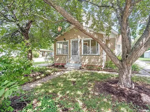 535-537 21st Ave, Rock Island, IL 61201