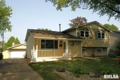 3507 36th St, Moline, IL 61265