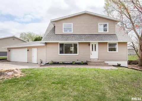 450 30th Ave, East Moline, IL 61244