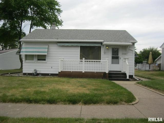 1068 15th Ave S, Clinton, IA 52732