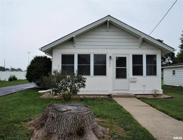 206 S Spring St, Geneseo, IL 61254