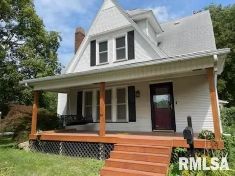 414 NW 3rd Ave, Aledo, IL 61231
