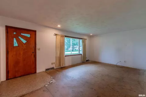 417 SE 7th Ave, Galva, IL 61434 photo 5
