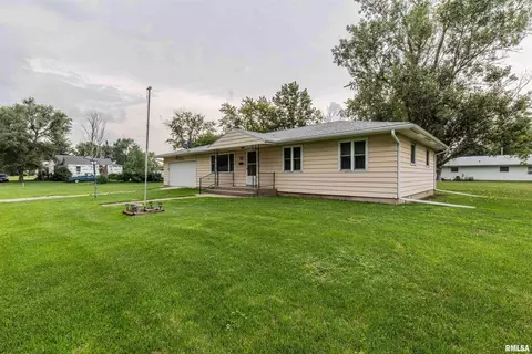 417 SE 7th Ave, Galva, IL 61434 photo 3