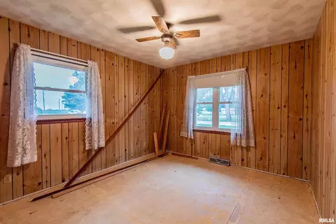 417 SE 7th Ave, Galva, IL 61434 photo 12