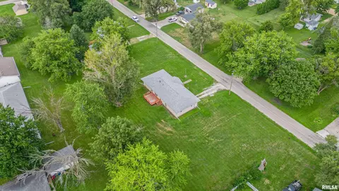 417 SE 7th Ave, Galva, IL 61434 photo 17