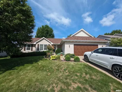 5828 Duggleby Ave, Davenport, IA 52807