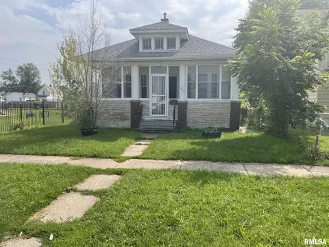 1540 10th Ave, East Moline, IL 61244