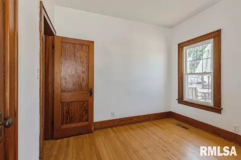 236 2nd Ave E, Milan, IL 61264 photo 17