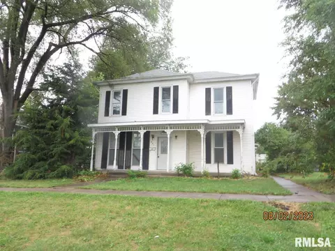 831 Broadway St, Hamilton, IL 62341