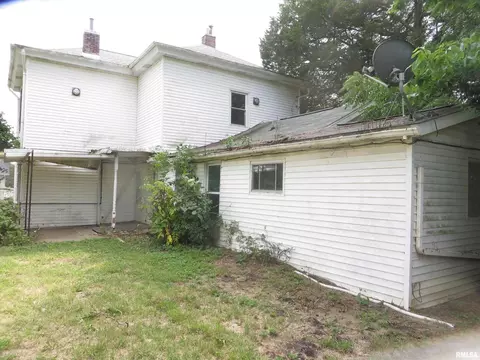 831 Broadway St, Hamilton, IL 62341 photo 4