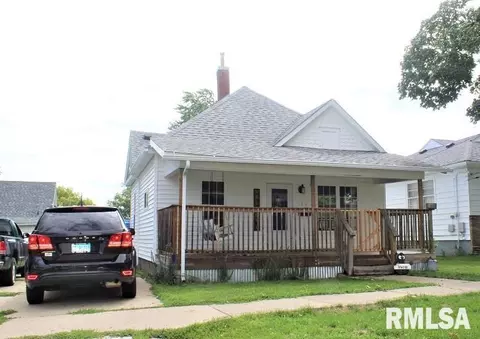 104 S Elm St, Kewanee, IL 61443
