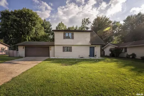 618 S Surrey Ln, Carbondale, IL 62901