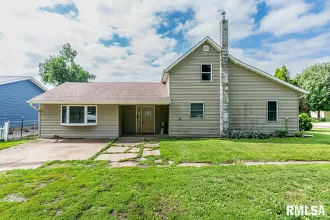 226 3rd St, Atalissa, IA 52720