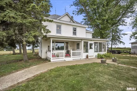 12052 74th St, Maquoketa, IA 52060