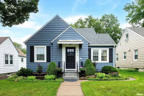2615 Western Ave, Davenport, IA 52807