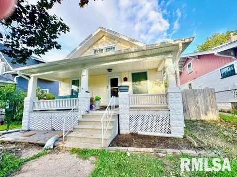 2617 Pershing Ave, Davenport, IA 52803