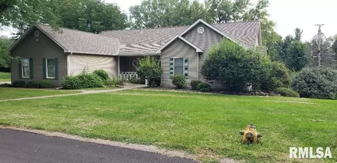 2829 Windy Hill Rd, Quincy, IL 62305