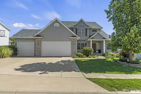 5541 Joshua St, Bettendorf, IA 52722
