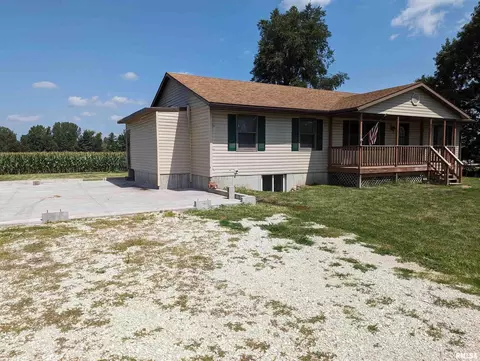 207 E 4th St, Mineral, IL 61344 photo 19