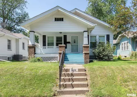 2616 Carey Ave, Davenport, IA 52803