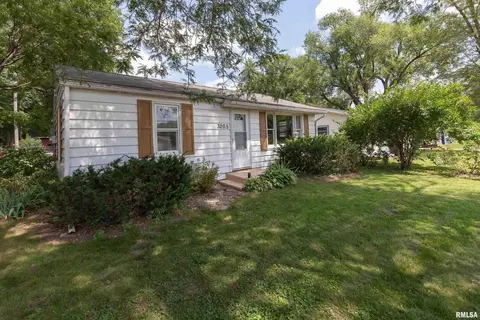 3205 48th Ave, Moline, IL 61265