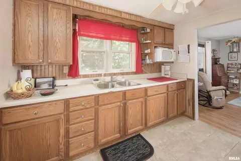 3205 48th Ave, Moline, IL 61265 photo 7