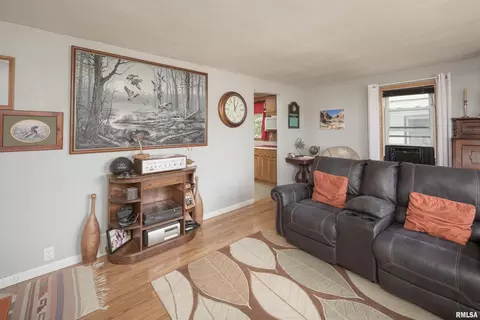 3205 48th Ave, Moline, IL 61265 photo 5