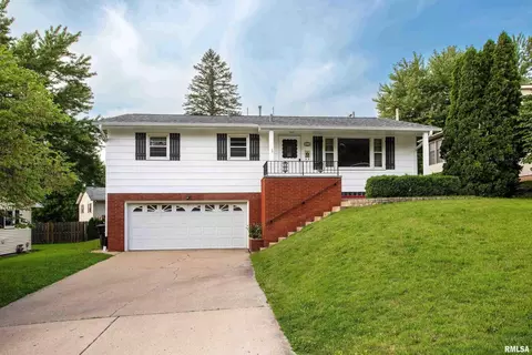 2615 35th Ave, Rock Island, IL 61201