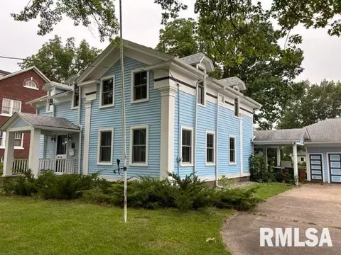 113 S College Ave, Geneseo, IL 61254