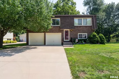 3414 40th St, Moline, IL 61265