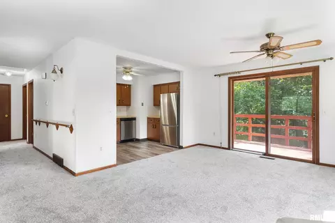 3414 40th St, Moline, IL 61265 photo 4
