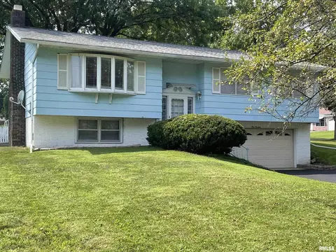 114 Nevada St, Savanna, IL 61074