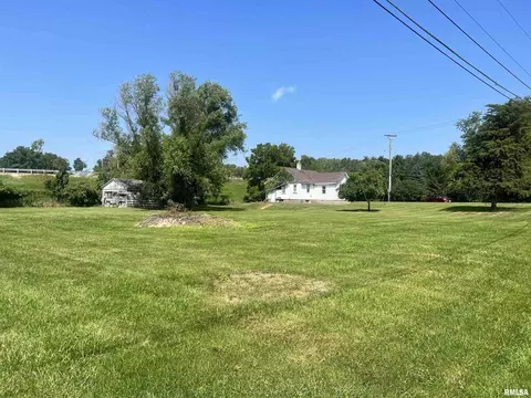 3210 38th Ave, Moline, IL 61265 photo 3
