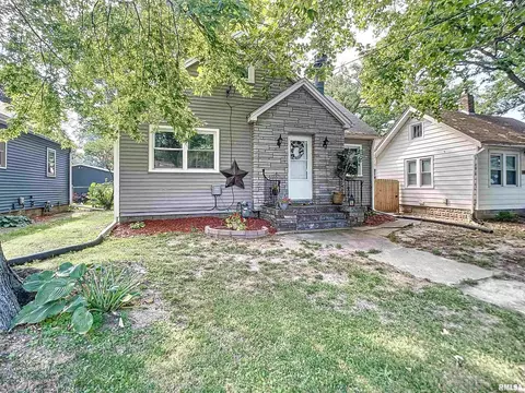 1643 34th St, Moline, IL 61265