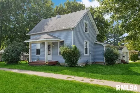 410 SW 6th St, Aledo, IL 61231
