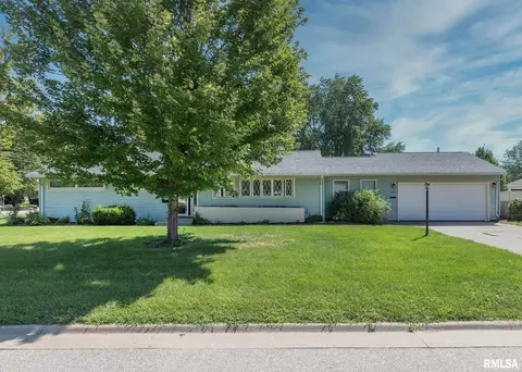 3101 36th St, Rock Island, IL 61201