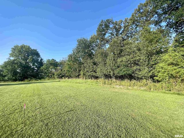 000 W Grand Ave, Carterville, IL 62918