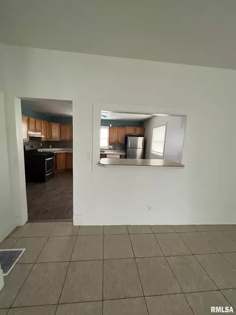 301 Payson St, Kewanee, IL 61443 photo 13