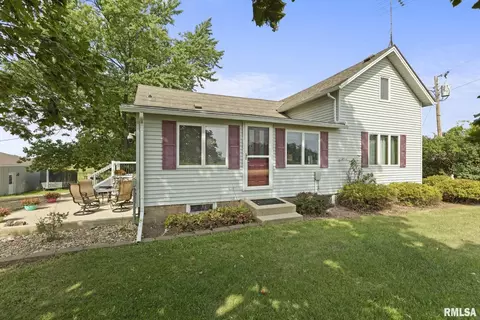 2660 252nd Ave, Dewitt, IA 52742