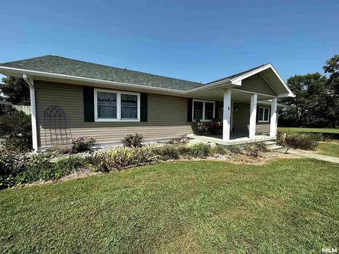 602 S Beacon Ave, Broughton, IL 62817 photo 45